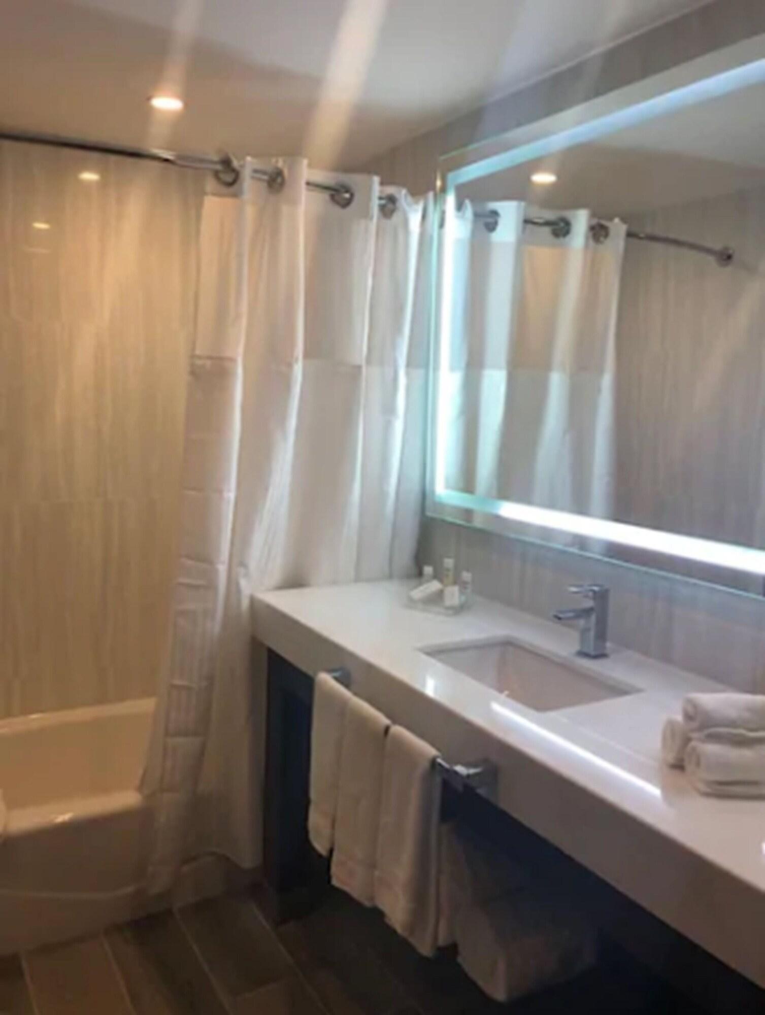 Hilton Garden Inn Salamanca Eksteriør bilde