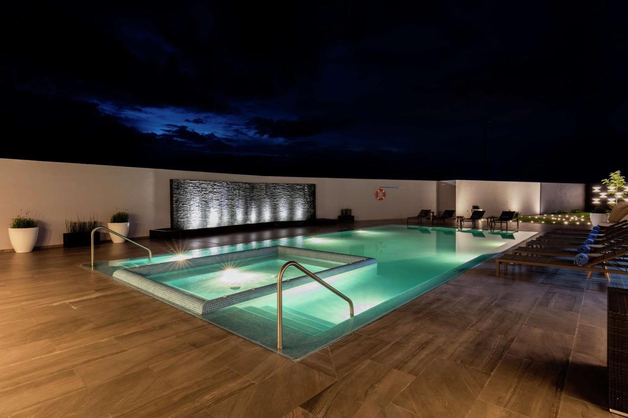 Hilton Garden Inn Salamanca Eksteriør bilde